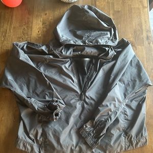 Lulu cropped light rain coat